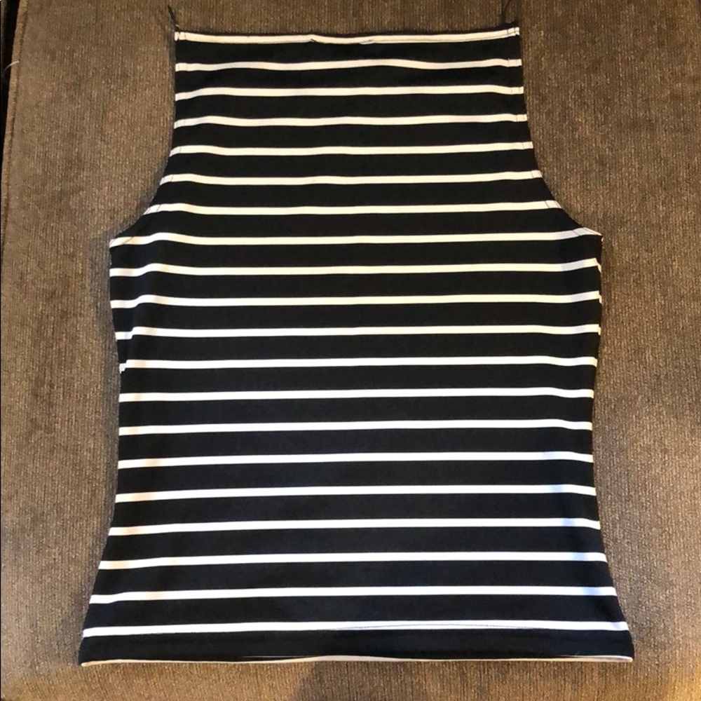 Express Tank Top - Picture 2 of 5
